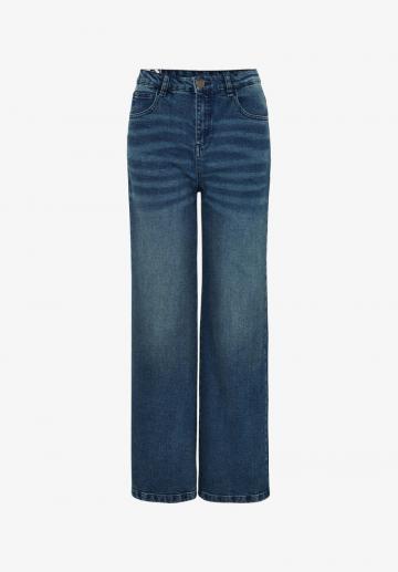 Прямые джинсы