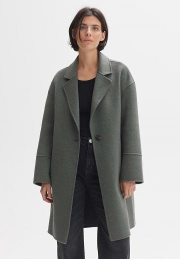 Шерстяное пальто