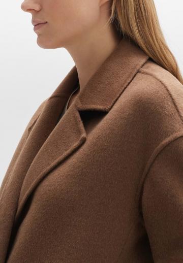 Шерстяное пальто