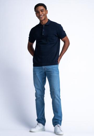 Прямые джинсы