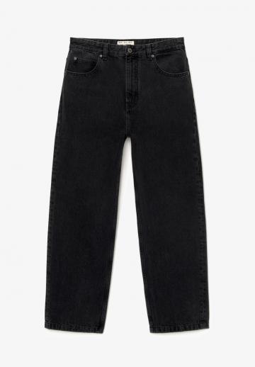 Свободные джинсы