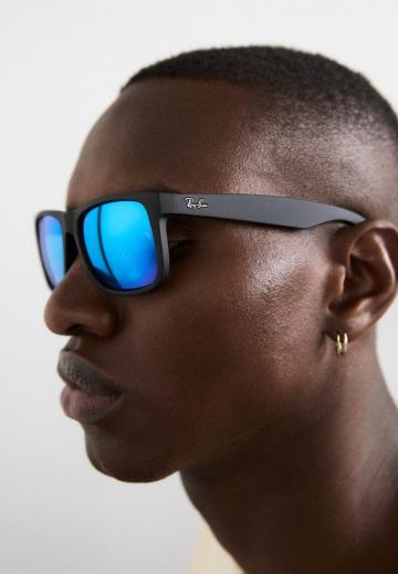 Солнечные очки