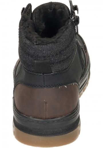 Зимние ботинки