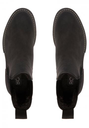 Спортивные сапоги