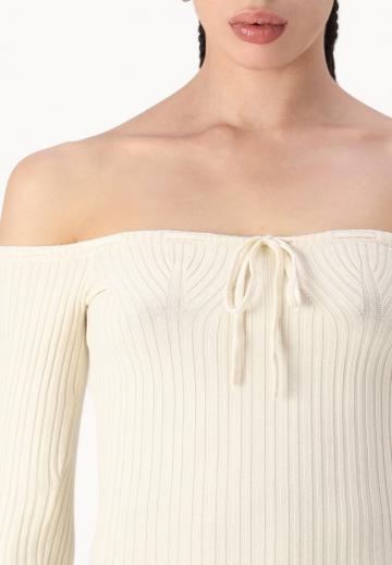 Вязаное платье