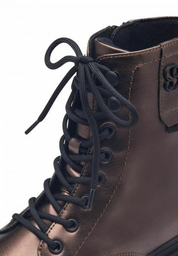 Ботинки на шнуровке