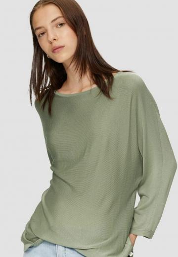 Пуловер с рукавом три четверти