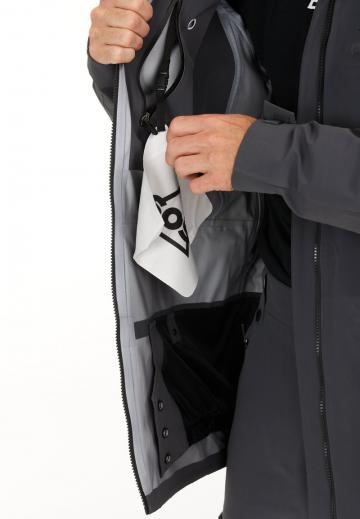 Сноубордическая куртка