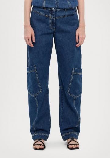 Джинсы бойфренда