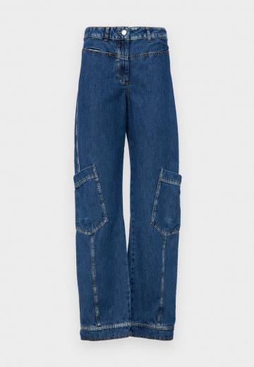 Джинсы бойфренда