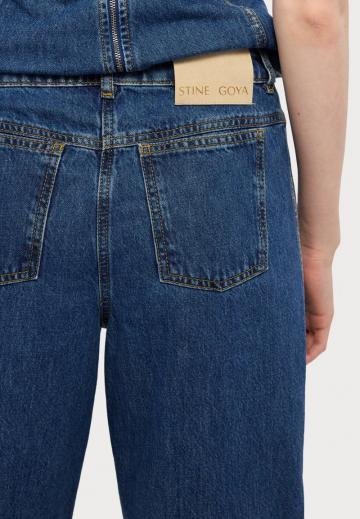 Джинсы бойфренда