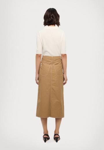 Юбка с накладными карманами