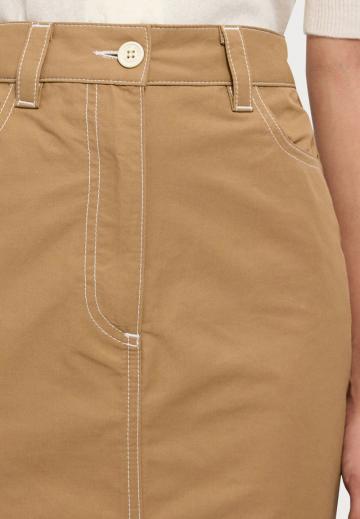 Юбка с накладными карманами