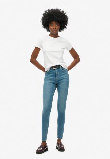 Узкие джинсы