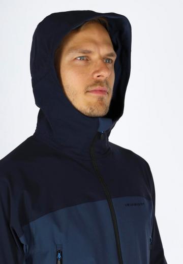 Спортивная куртка