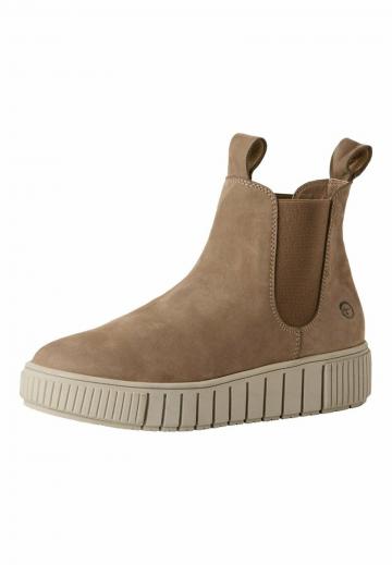 Сапожки на танкетке