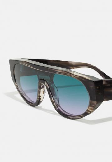 Солнечные очки