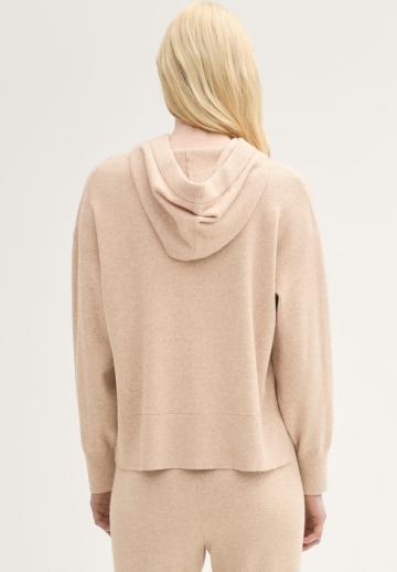 Пуловер с капюшоном