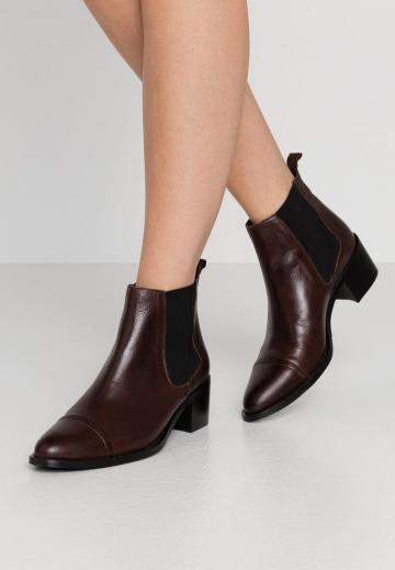 Ботинки челси