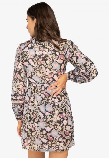 Короткое платье