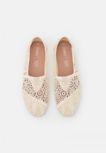 Полуботинки