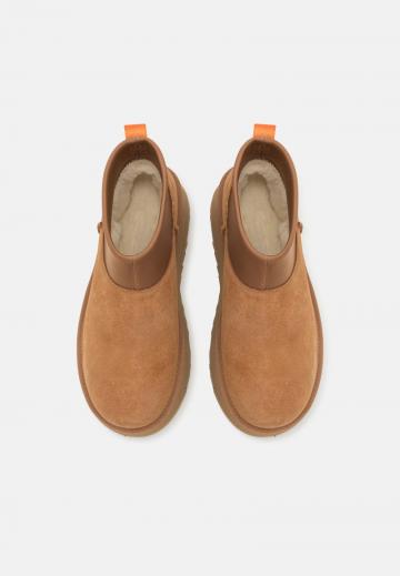 Полусапожки на платформе