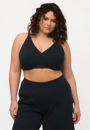 Топ на бретельках