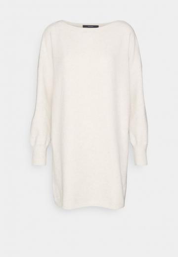 Вязаное платье