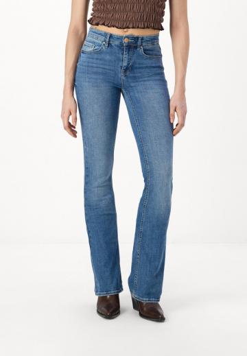 Клешеные брюки