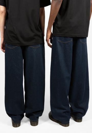 Свободные джинсы