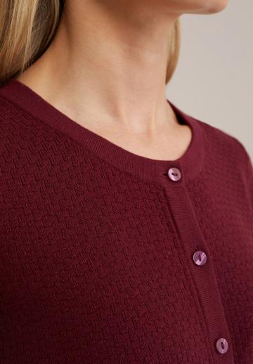 Вязаная кофта