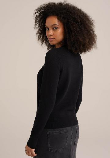 Вязаная кофта