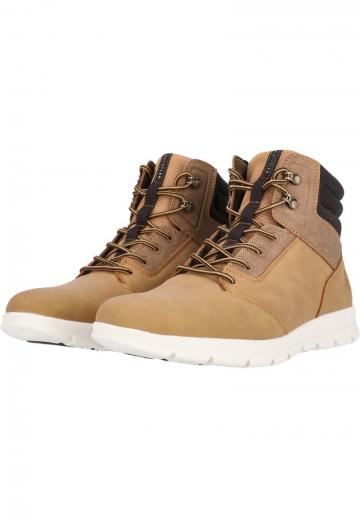 Ботинки на шнуровке