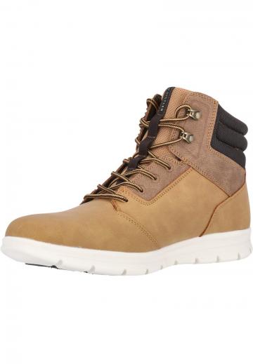 Ботинки на шнуровке