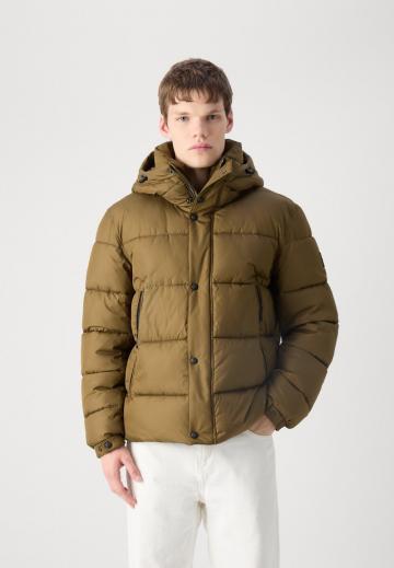 Зимняя куртка