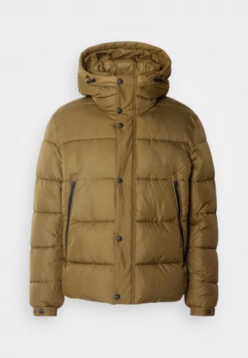 Зимняя куртка