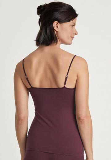 Топ на бретельках