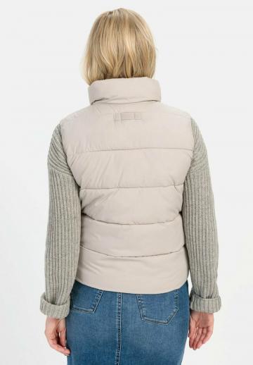 Стеганый жилет