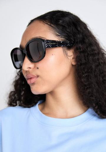 Солнечные очки