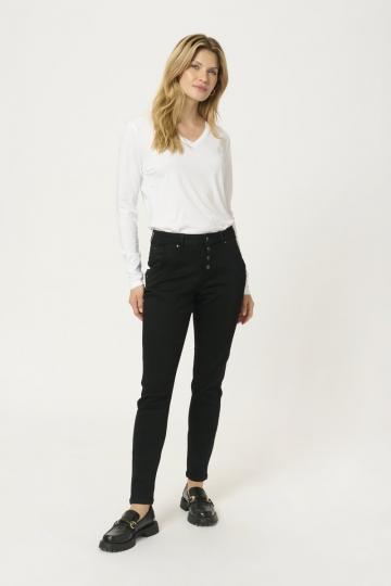 Узкие джинсы