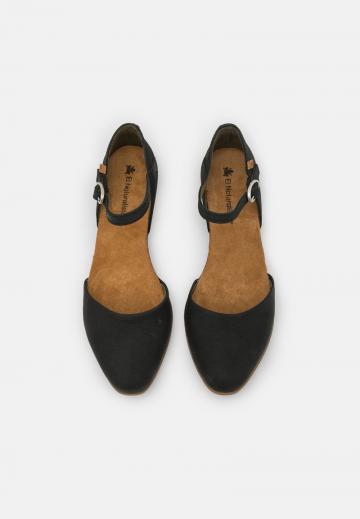 Спортивные балетки