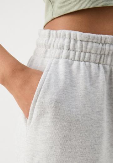 Спортивные штаны