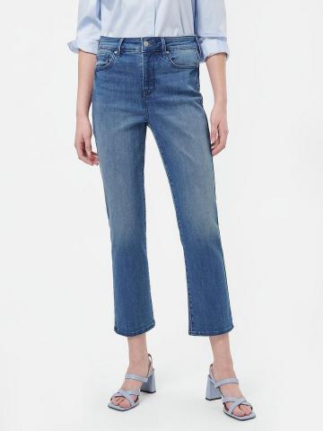 Короткие джинсы