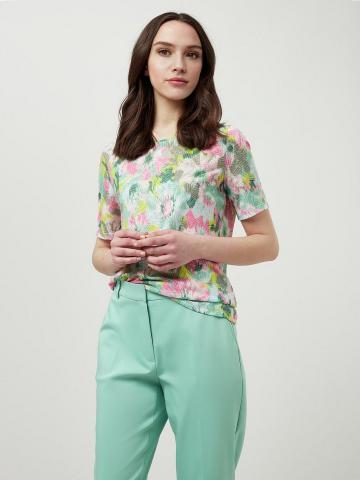 Кофта с круглым вырезом