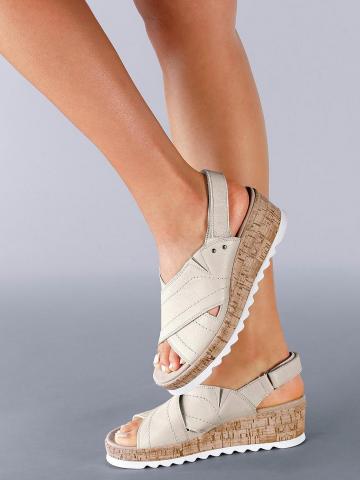 Сандали на платформе