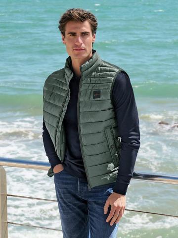 Утепленная жилетка