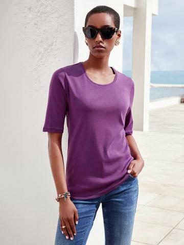 Кофта с круглым вырезом