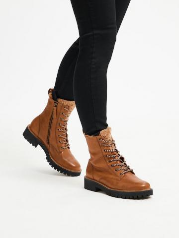 Полусапожки на шнурках