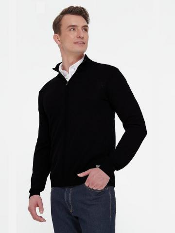 Вязаная кофта