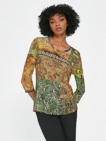 Кофта с круглым вырезом